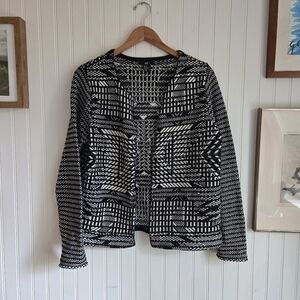 H&M Black And White Knit Sweater